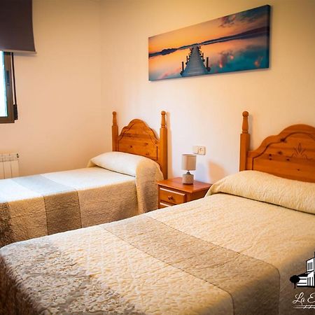 Casas Rurales La Estacion De Robledo Екстер'єр фото